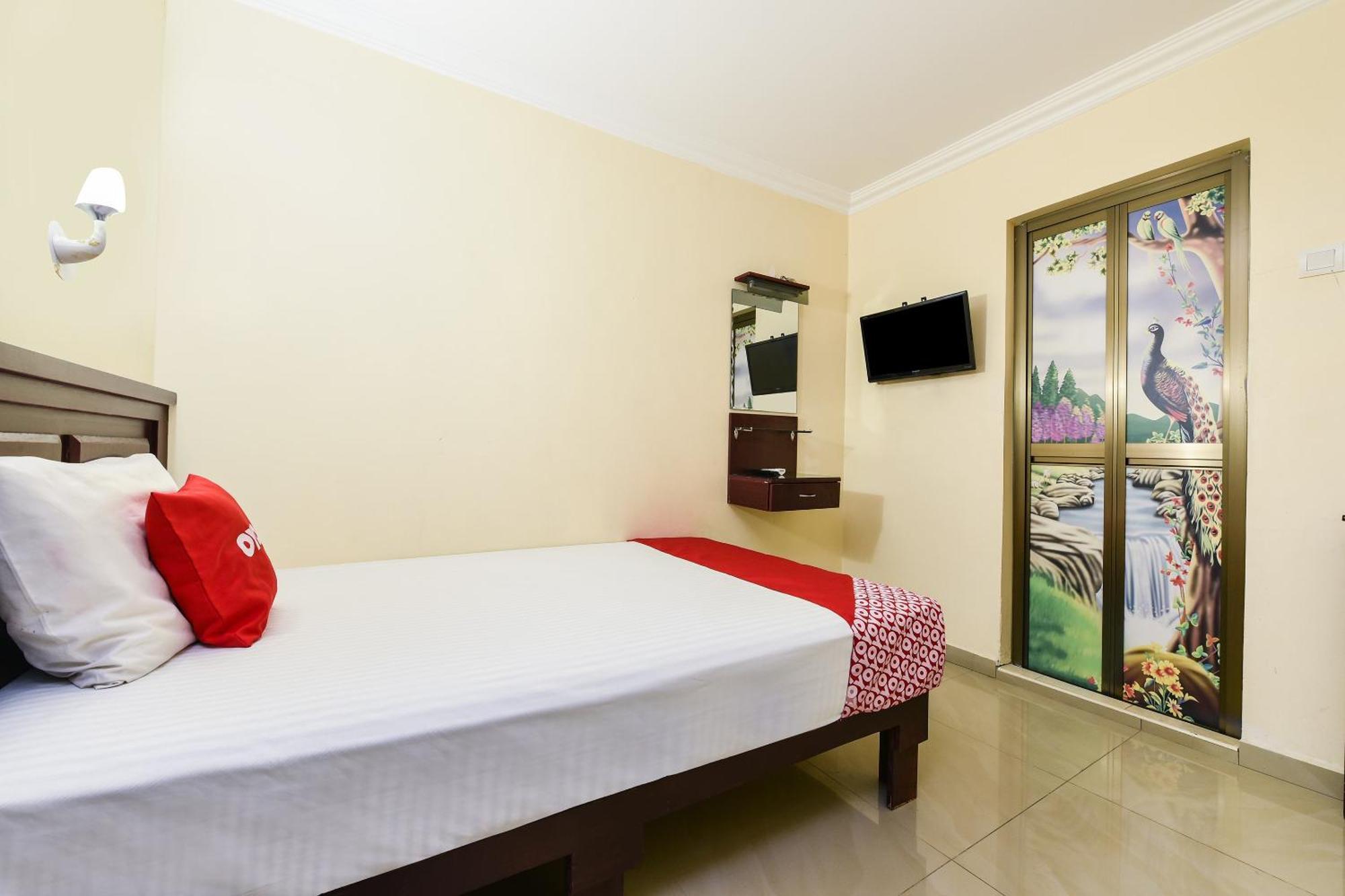 Super Oyo 90562 J Hotel Pj Petaling Jaya Ngoại thất bức ảnh